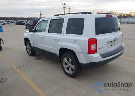 2016 Jeep Patriot Latitude из США, поврежденный, VIN 1C4NJRFB1GD718353